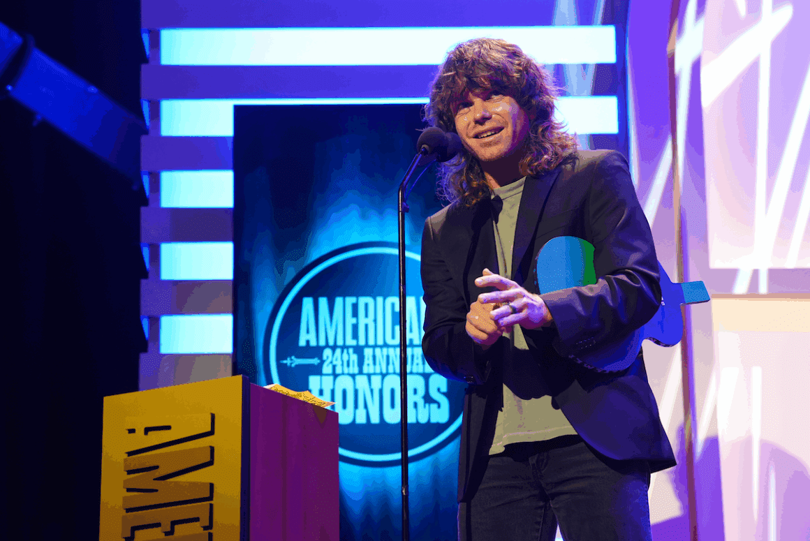 Jesse Welles accepts the Spirit of Americana/Free Speech in Music Award onstage for the 24th Annual Americana Honors & Awards at Ryman Auditorium on Sept. 10, 2025 in Nashville, Tenn. (Photo by Erika Goldring/Getty Images for Americana Music Association)