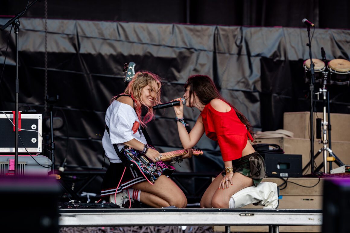 INJI (photo by Zach Sinclair)